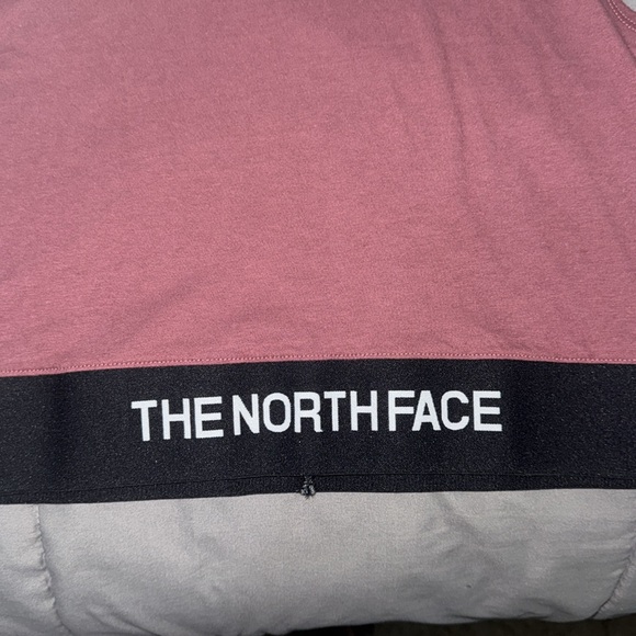 NWT NorthFace Tee - Picture 2 of 8